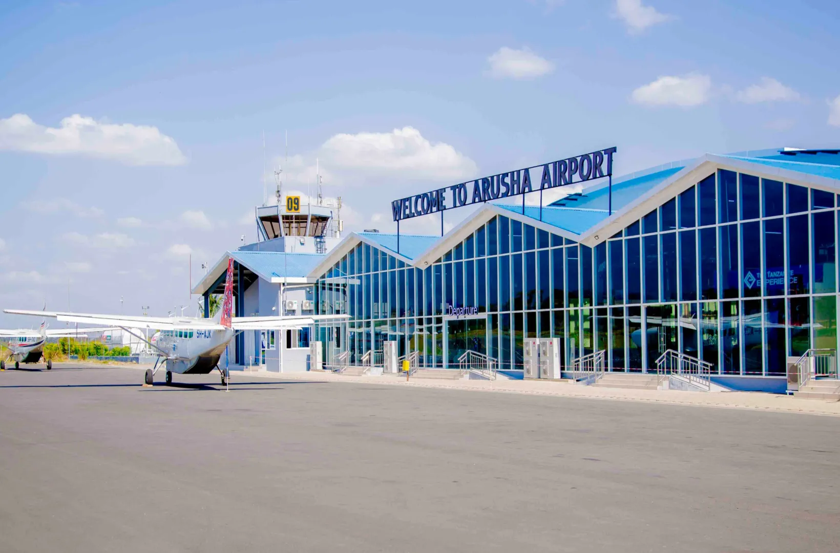 srcset="https://eneaafricatours.com/wp-content/uploads/2026/03/airport-arusha1-200x132.webp